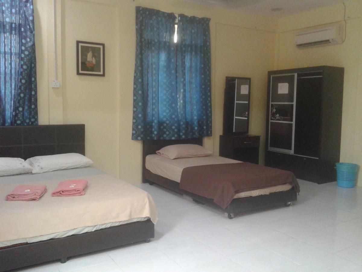 Saba Lodge Dungun Buitenkant foto