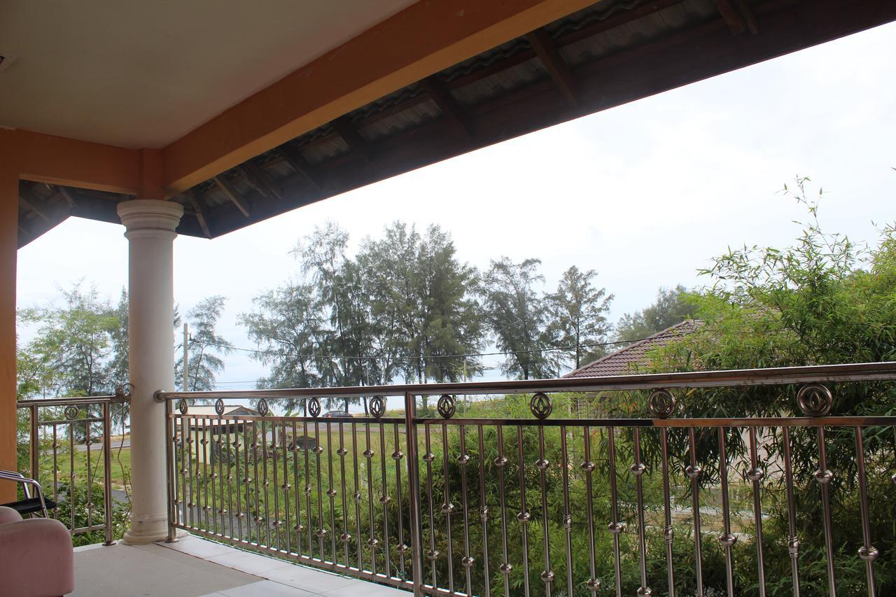 Saba Lodge Dungun Buitenkant foto