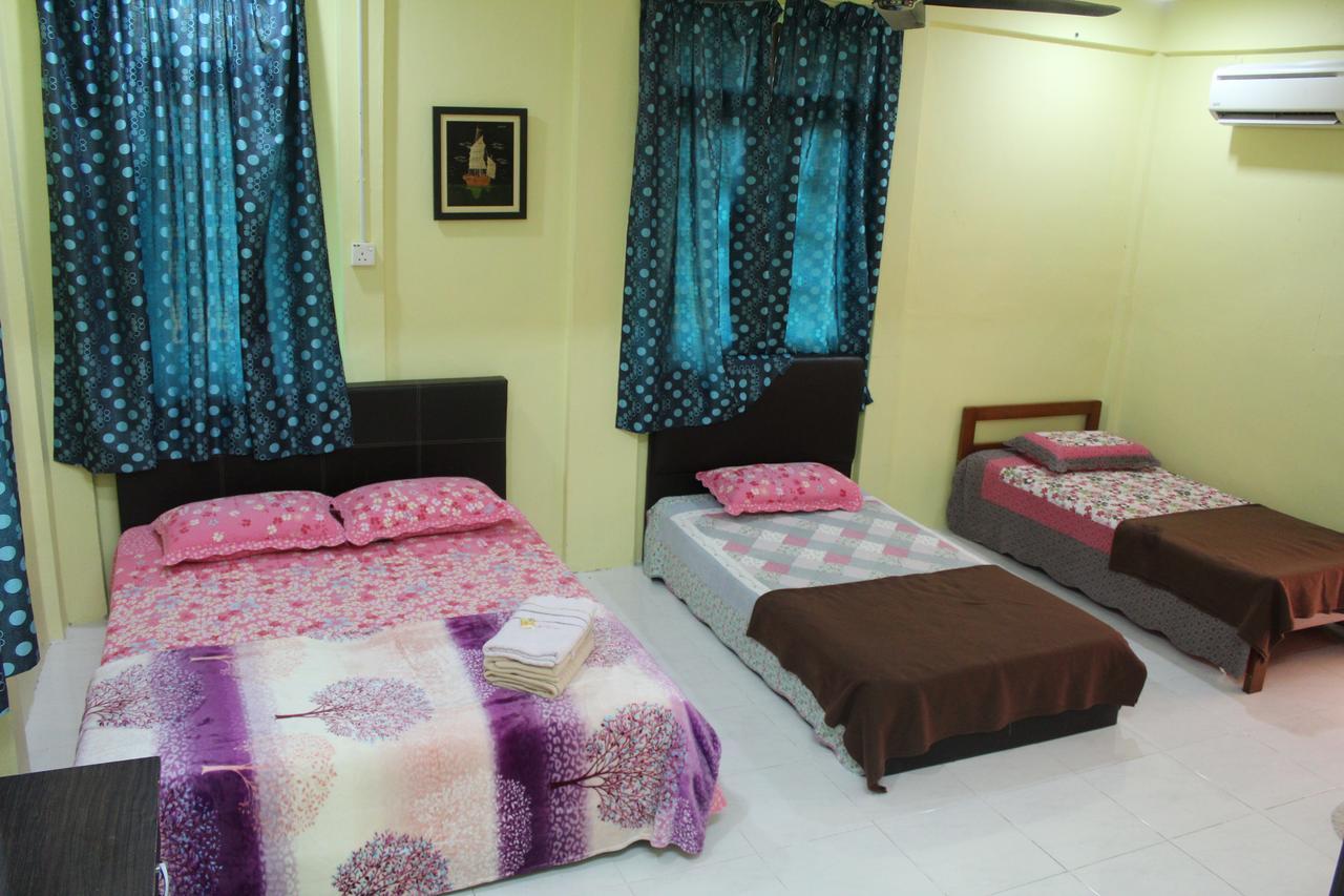 Saba Lodge Dungun Buitenkant foto